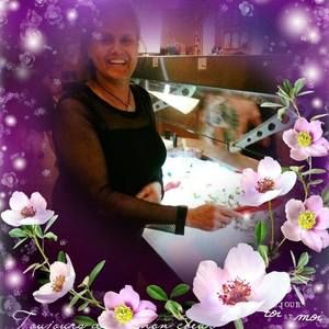 Meet your Posher, Debbie